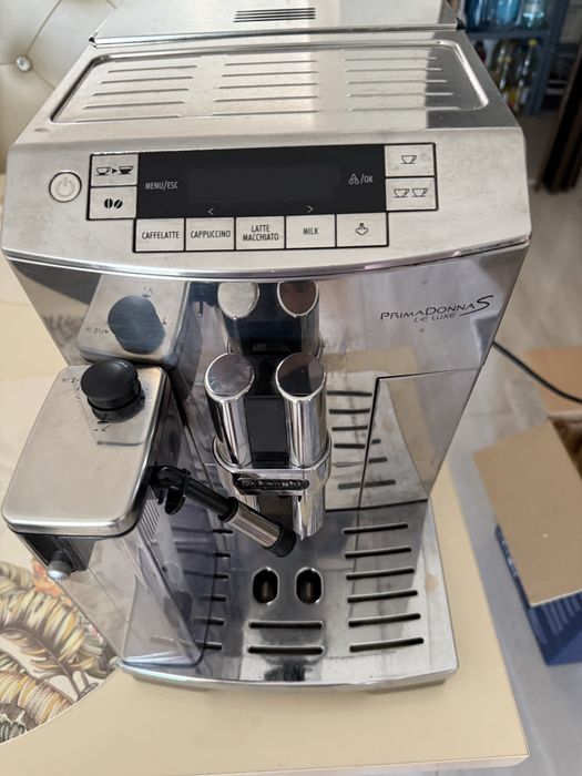 Aparat de cafea delonghi