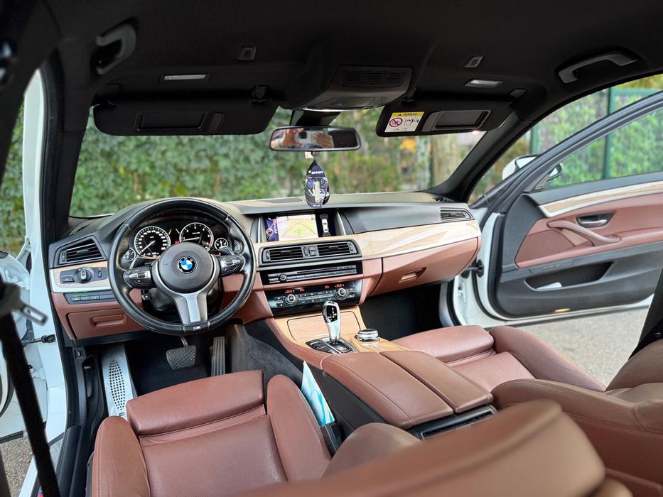 Bmw/F10/Facelift/M/Paket/2016//166500/km/X/Drive/Harman/Kardon////