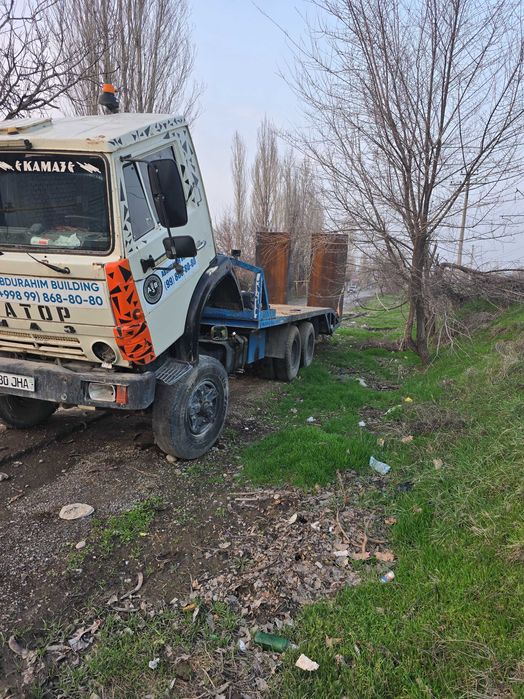 Продается Комаз эвакуатор