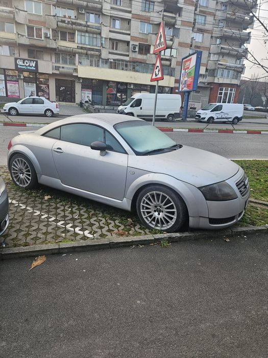 Audi TT,quattro,de fabricație 2000.motor 224 hp