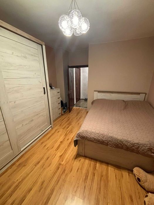 Продава се Тристаен апартамент в София, Център - 83 кв.м за 1446 €/кв.м - Снимка #5