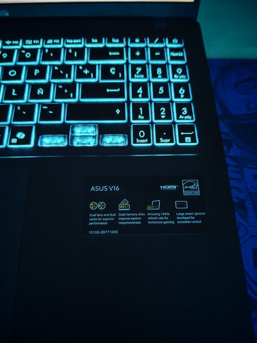 Laptop gaming ASUS V16 V3607VM-RP030WS 16"1920x1200 144Hz Core i7 32GB 1TB SSD NVMePCle 4.0 NVIDIA Geoe RTX5060