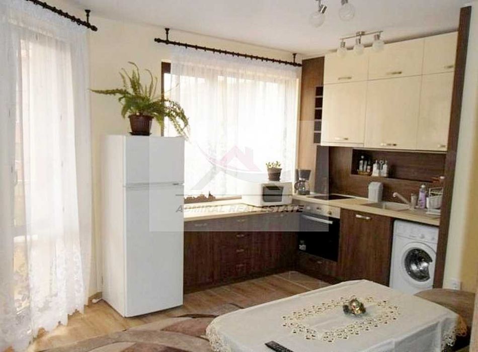 Дава се под наем Двустаен апартамент в Варна, Колхозен пазар - 50 кв.м за 430 € - Снимка #1