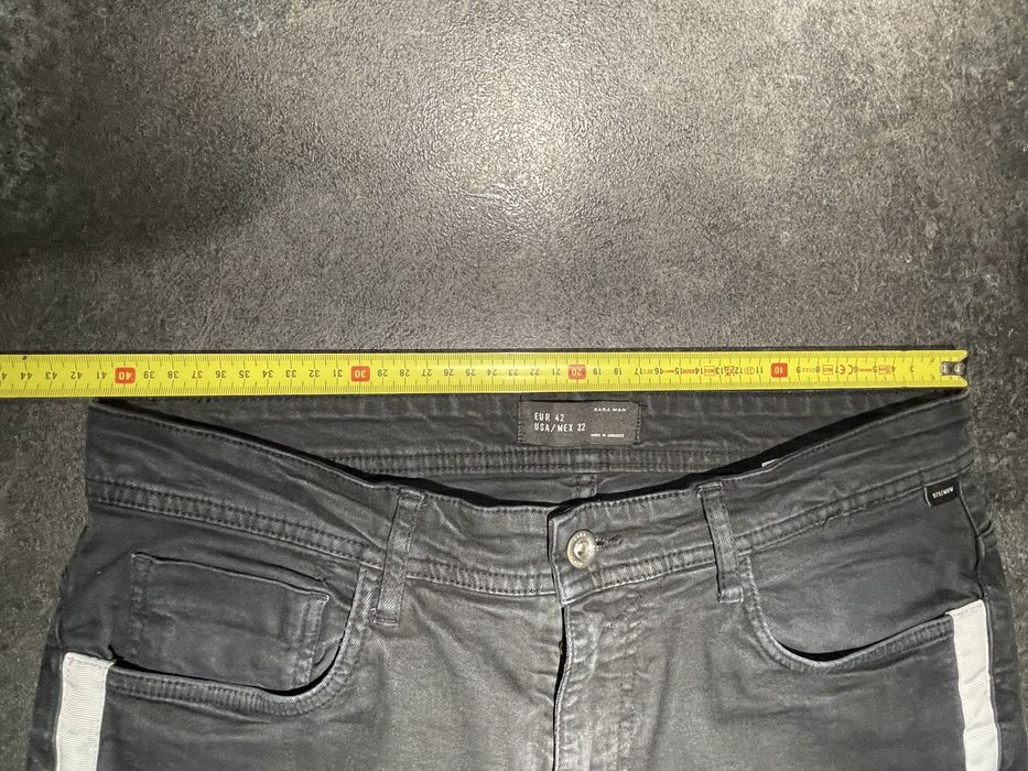 Blugi Zara deosebiti