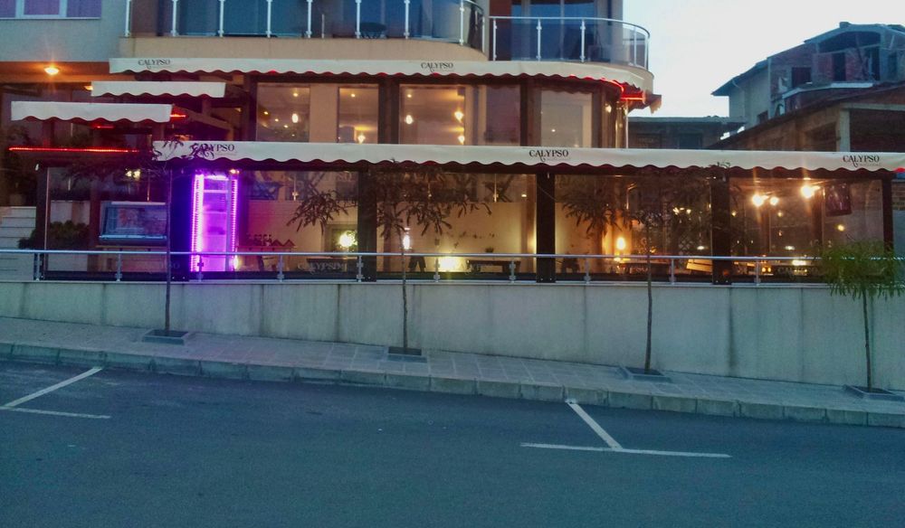 Продава се Заведение в Ахтопол - 500 кв.м за 630 €/кв.м - Снимка #1