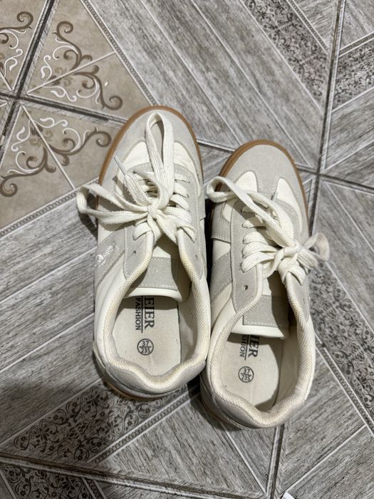 Отдам даром кросовки