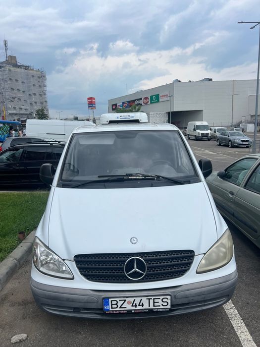 Vand mercedes vito autoutilitara cu frig