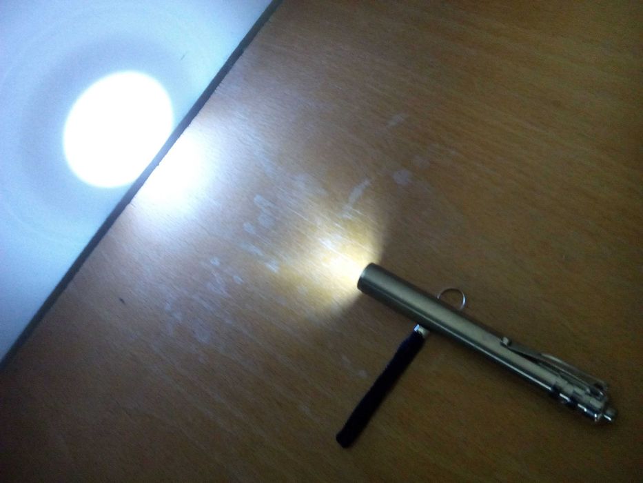 медицинско фенерче за УНГ