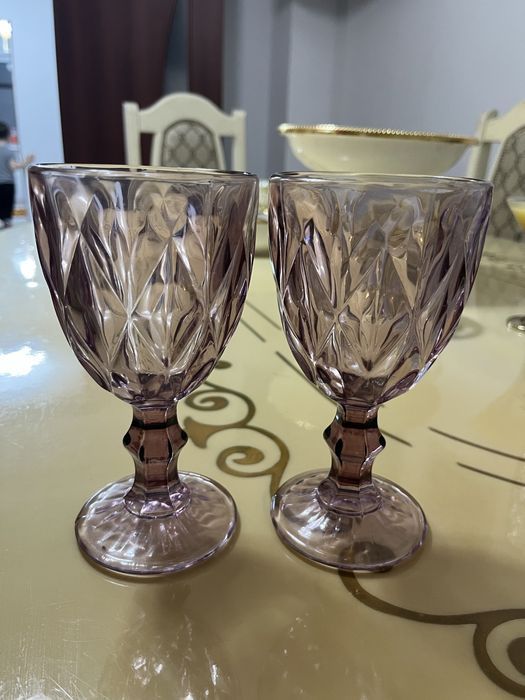 2 фужера, 6 бокалов крепких