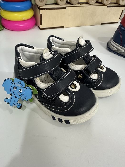 Новая детская обувь, размер уточняйте