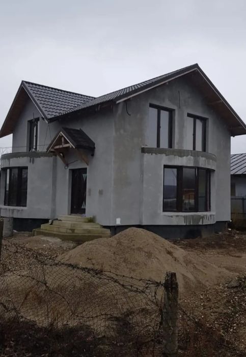 Prestez servicii în domeniul constructii