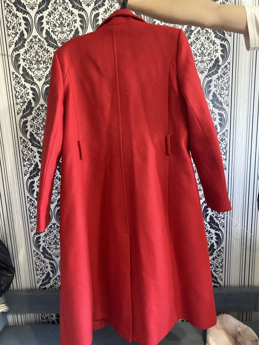 Пальто демисезонное. Р-р 50.