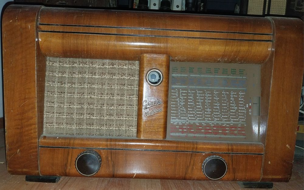 Aparate radio vechi unice vintage unele functionale! Urmeaza-ti visul!