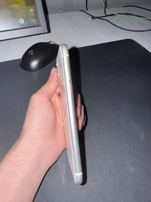 Iphone 11 с гарантией