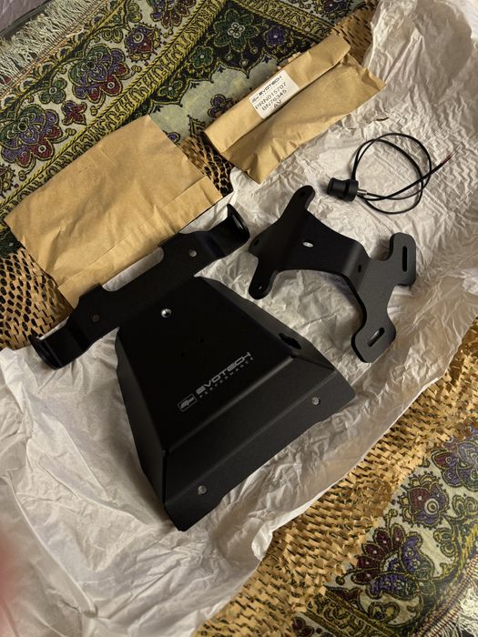 Codita Spate + Suport numar Evotech Performance, Ducati Monster