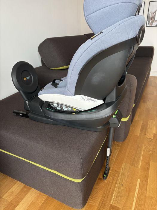 Besafe Izi Modular X1 столче с база