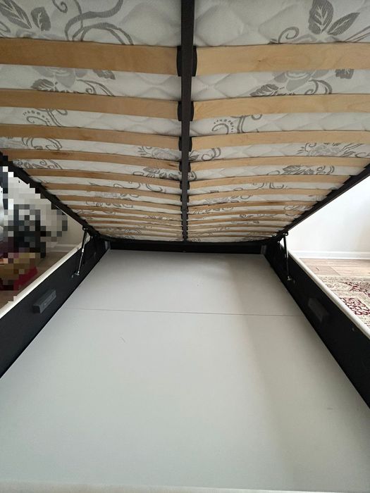 Продам кровать 160*200
