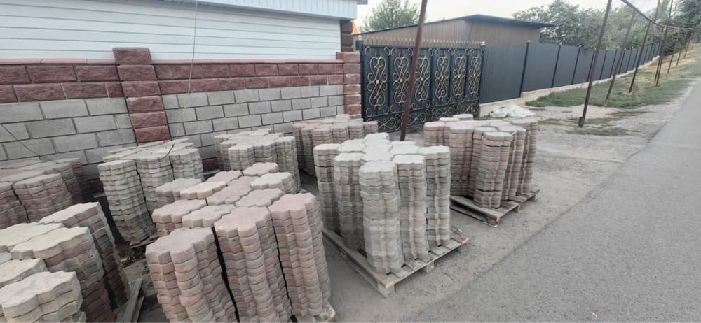 Продам брусчатку 170 квадратов