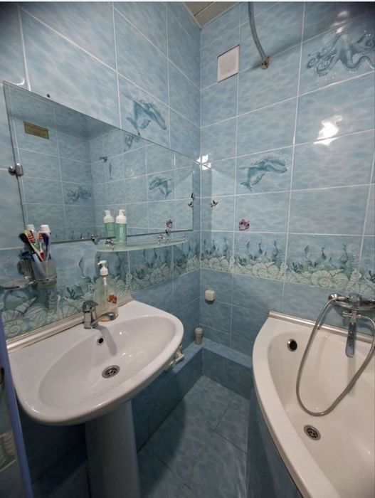 Продается 2/4/5 квартира ТТЗ Ахмад Югнаки