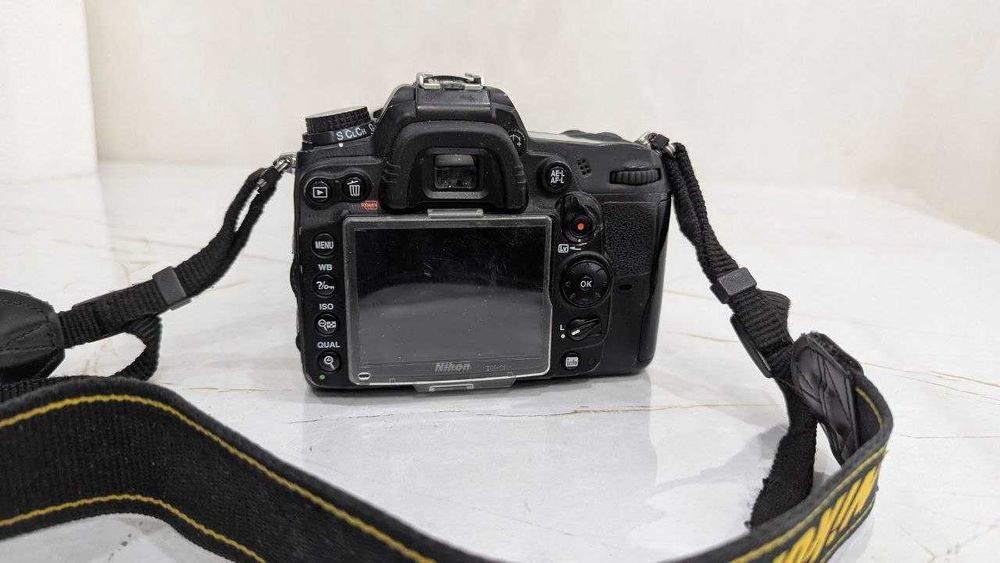 Фотоаппарат Nikon D7000