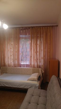 Продаю 3 Комнатную 3\5 Хименко 3
