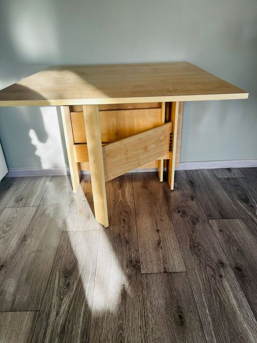 Продам Стол книжку