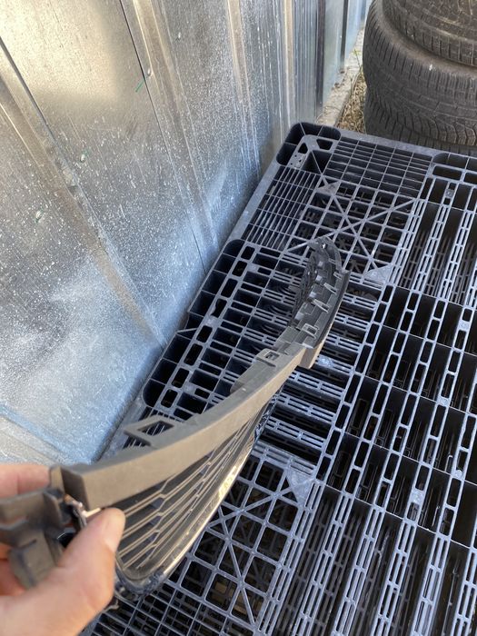 Решетка за Фолксваген Поло НОВА