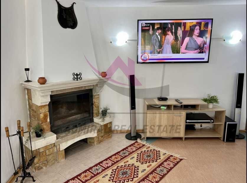 Дава се под наем Многостаен апартамент в Варна, Левски - 150 кв.м за 750 € - Снимка #1