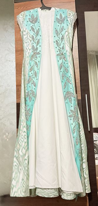 Платье на  Қыз Узату