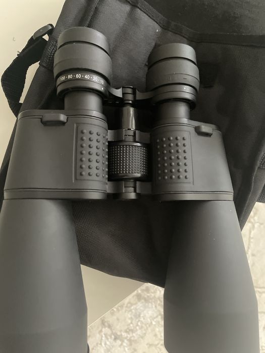 Бинокль новый.