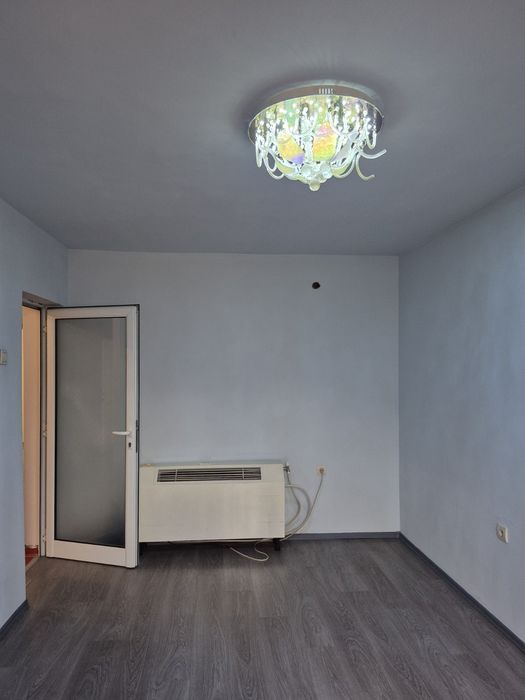 Продавам партерен  апартамент в Асеновград  !