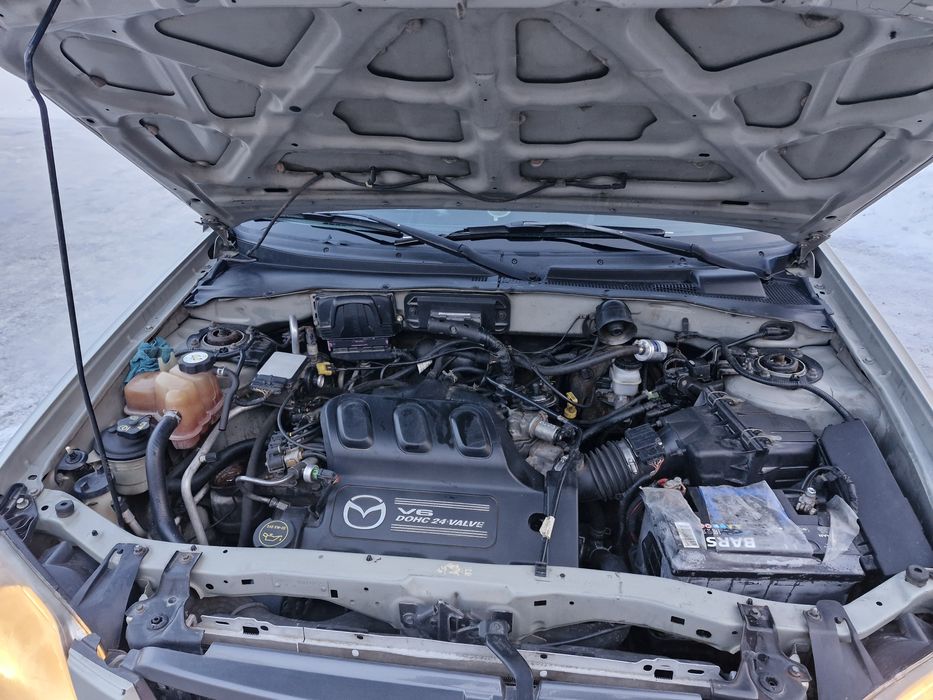 Мазда трибьют продам