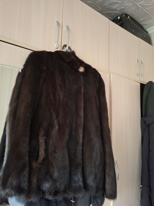 Продам шубу в хорошем состоянии!!