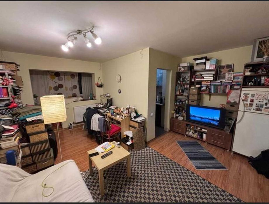 Garsoniera de vanzare