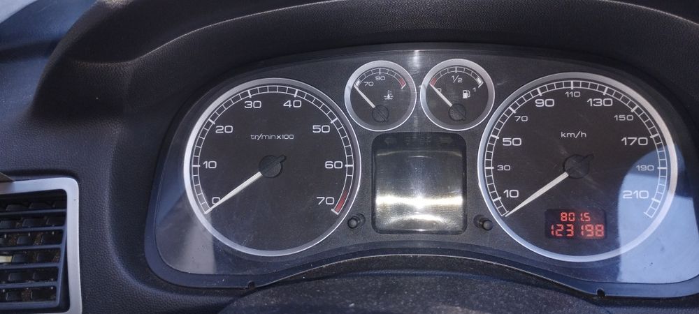De vînzare Peugeot 307, 2005 1.6 benzina