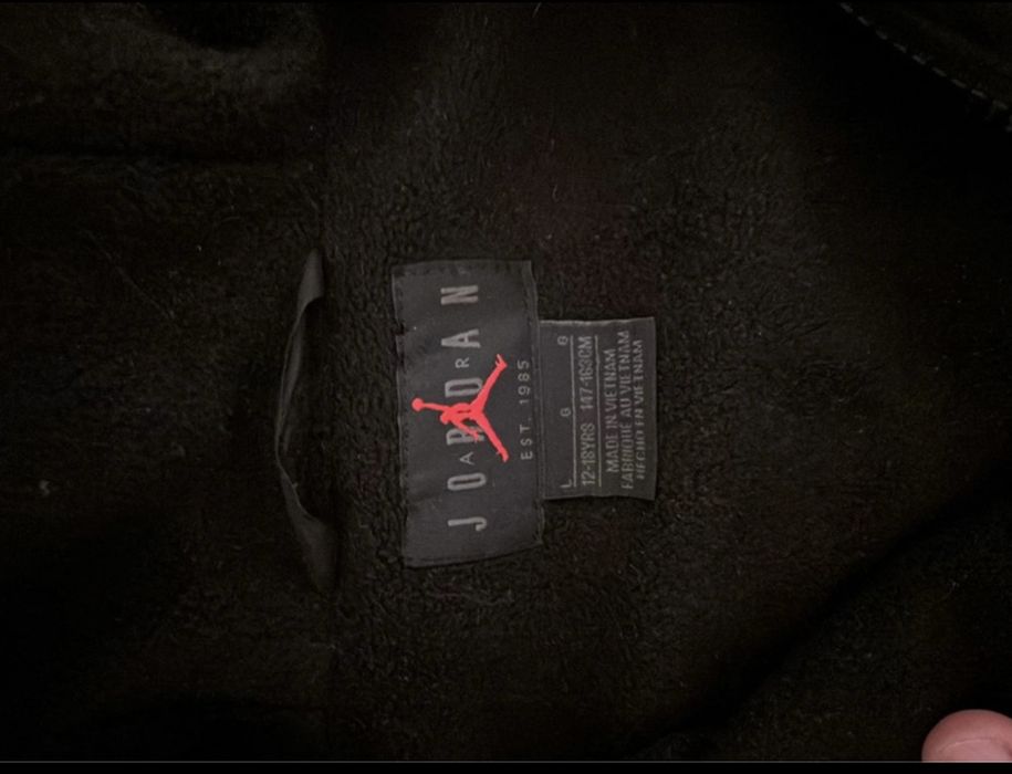 Geacă Jordan copii L NOUĂ fără etichetă neagră originală iarnă