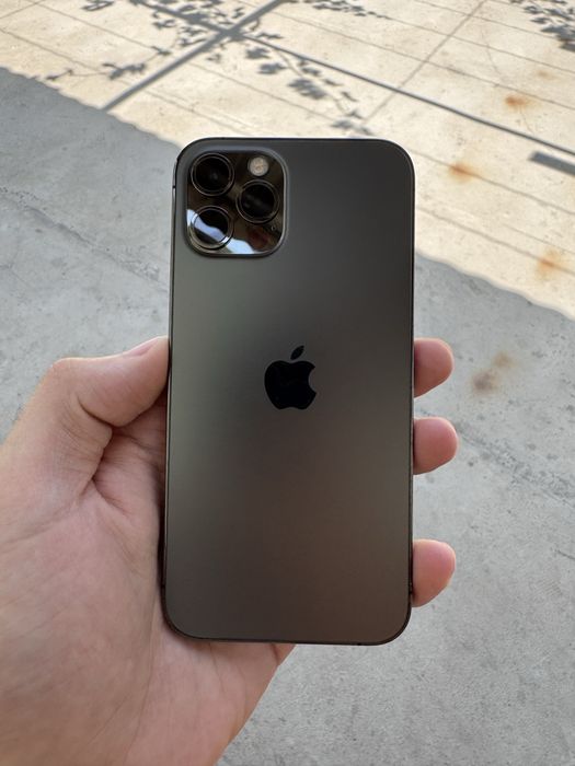 iPhone 12 Pro black