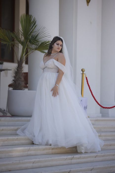 Rochie mireasa mărimea 46