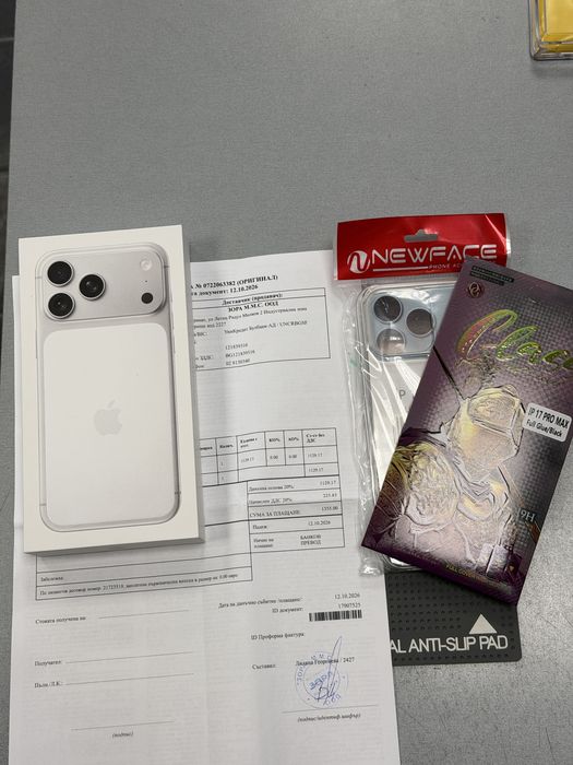 iPhone 17 Pro Max  256GB Orange и Silver