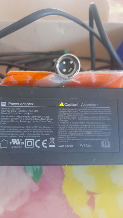 Încărcător bicicleta electrica