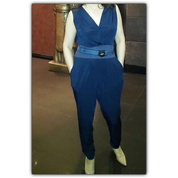 Продам комбинезон, можно как вечерний