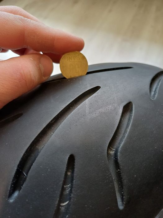 Bridgestone Battlax 160/60/R15