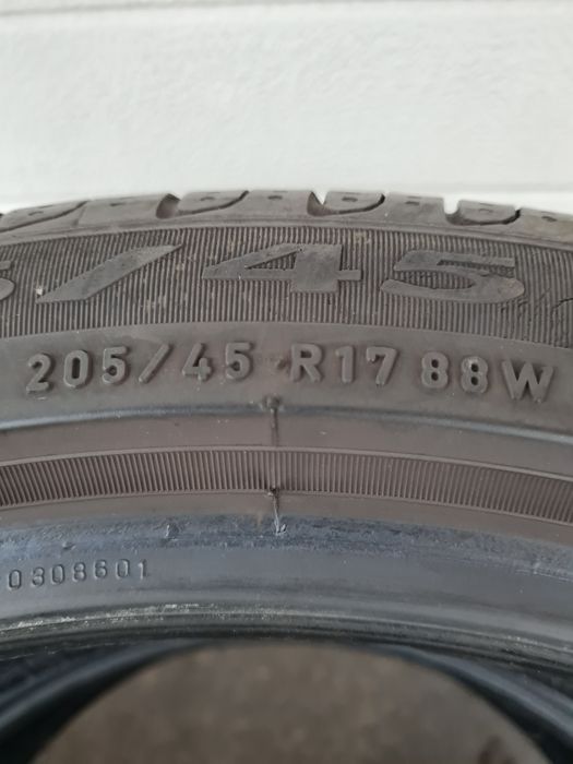 Летни гуми 2 броя PIRELLI Cinturato P7 205 45 R17 дот 2417