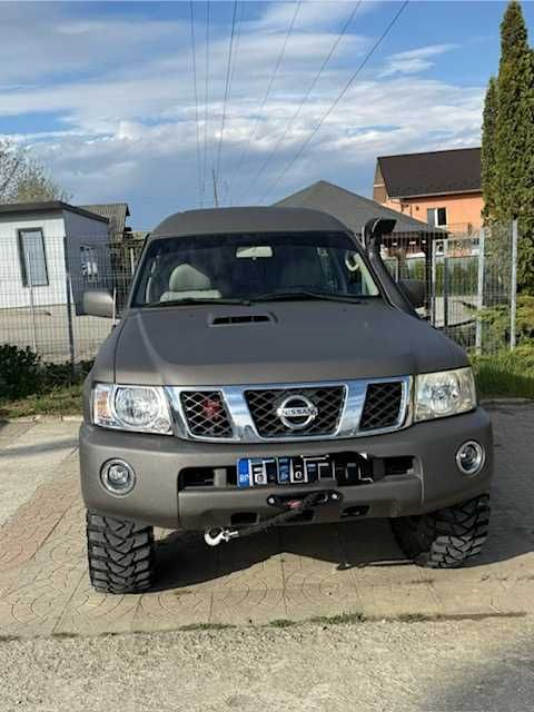 Nissan Patrol Y61- 2007- facelift - 2 usi 4X4