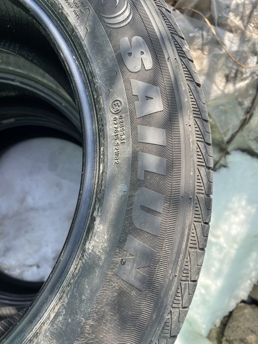 Продам комплект летних шин Сайлун