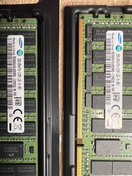 Памет Samsung DDR4-2133 PC4-17000 4RX4 LRDIMM ECC 2 x 32gb