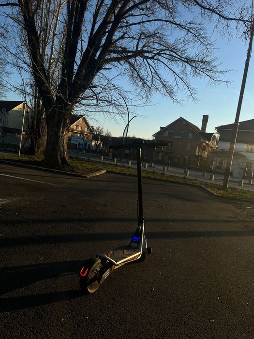 Trotineta Kukirin a1