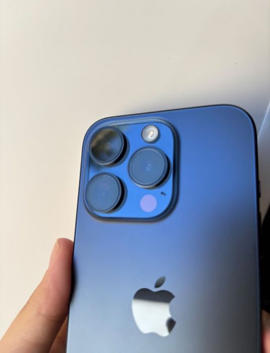 Продам iphone 15 pro