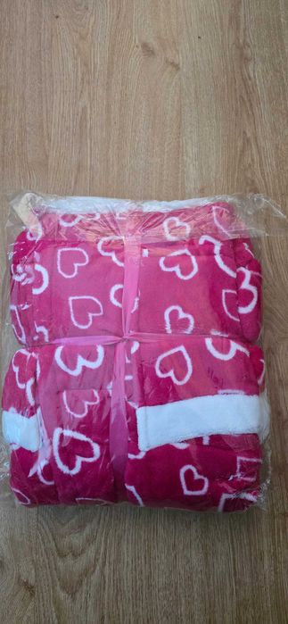 Чисто нов дамски халат