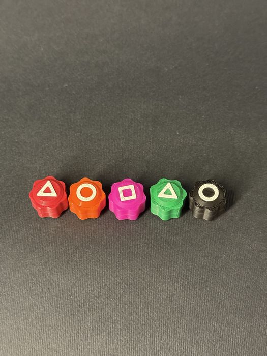 Gonggi,Гонги игра от Squid Game със специални тежести за баланс